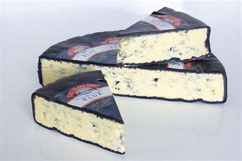 Roaring 40s blue cheese  Wheels of Roaring Forties Blue are about 5 pounds in weight